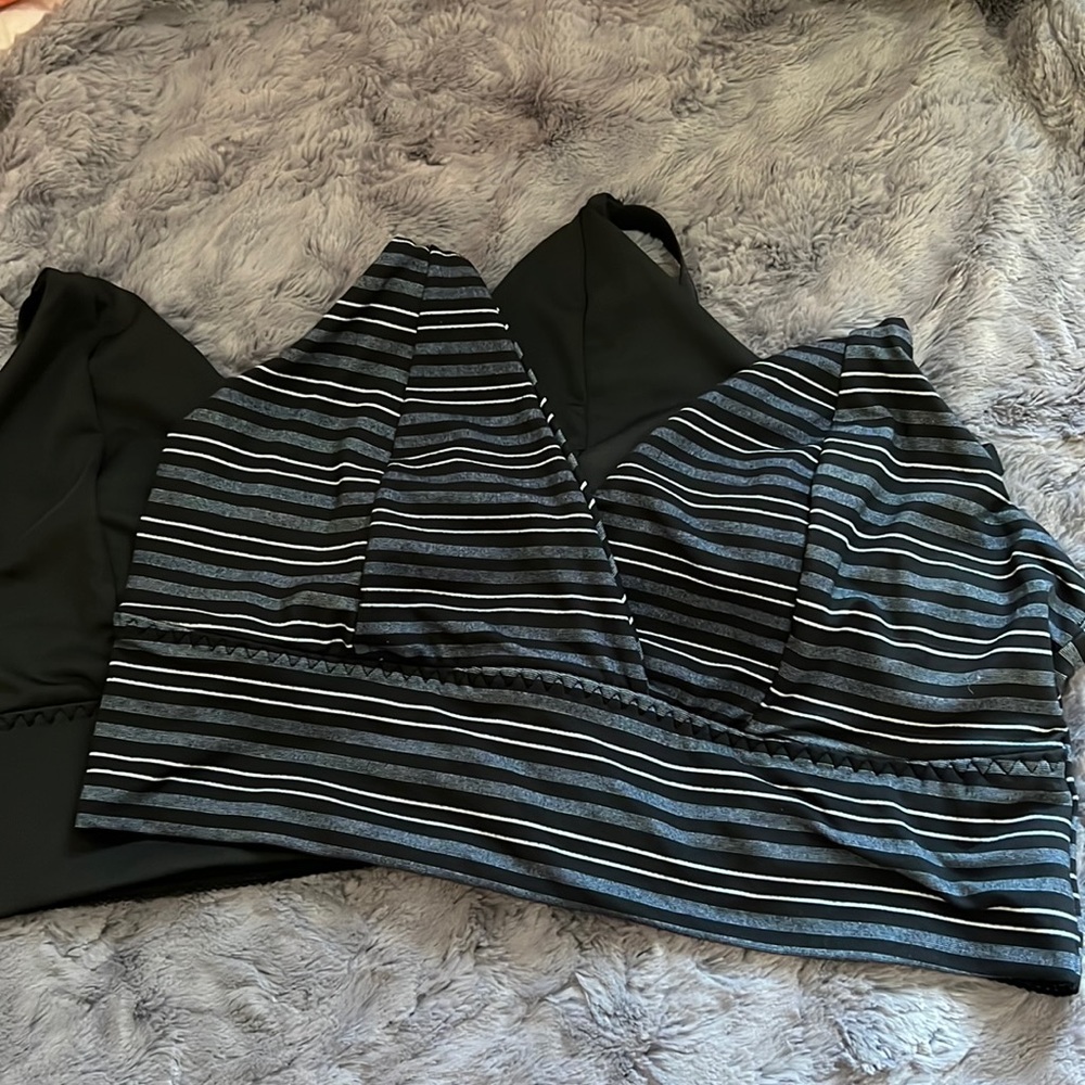 2 unlined bralettes 1XL